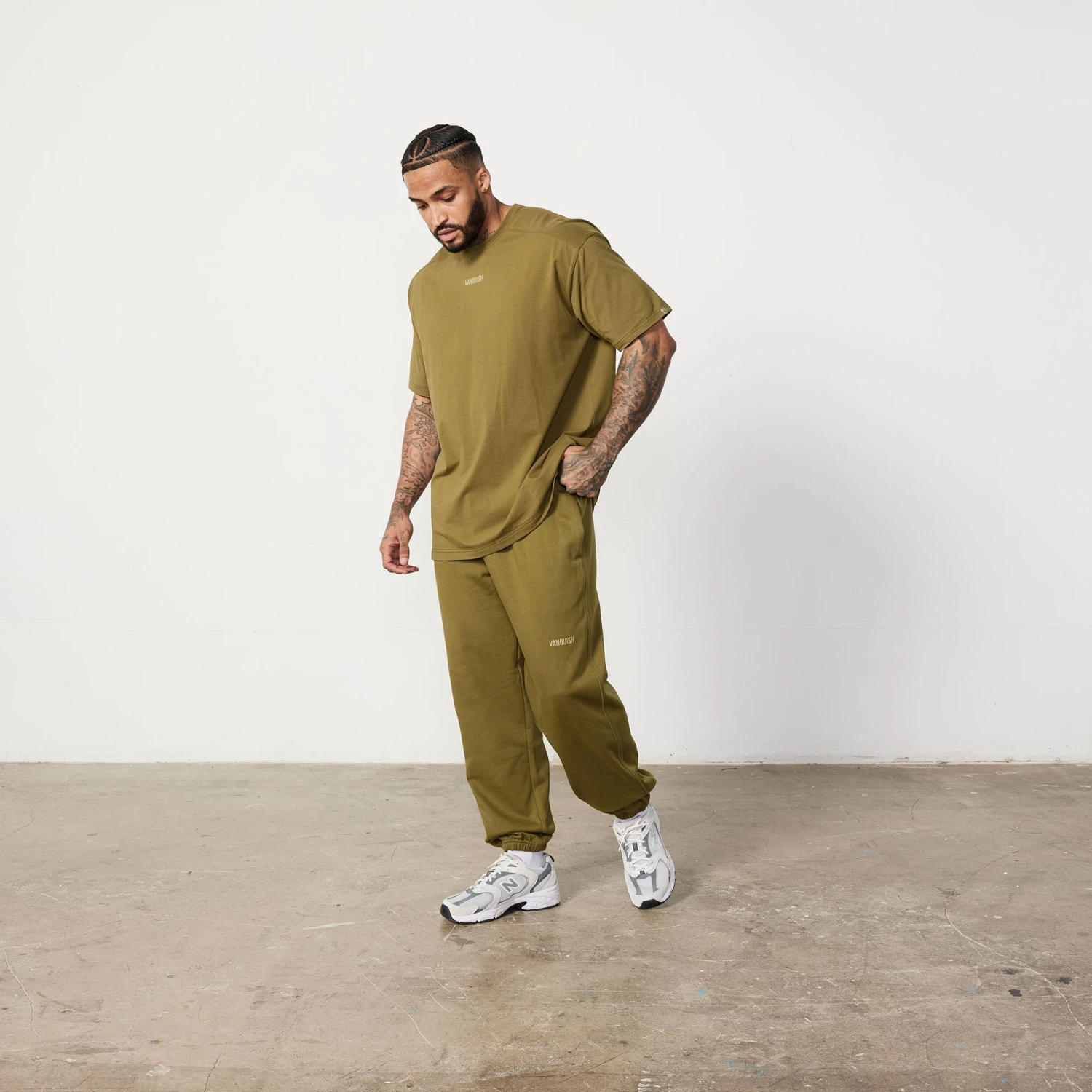 Vanquish Essential Olive Green Oversized Sweatpants 2 Vanquish Essential Olive Green Oversized Sweatpants - Image 2
