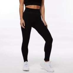 Vanquish Ribbed Black Seamless Leggings