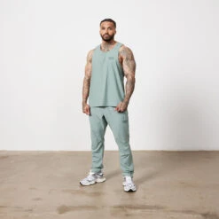 Vanquish Utility Frost Green Performance Tank -Vanquish Fitness Sales Untitled 1 0007 Utility Ecomm 985