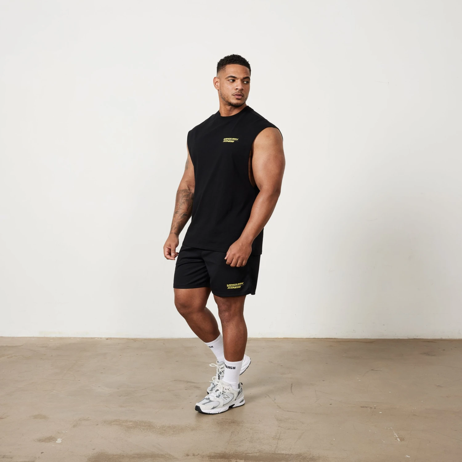 Vanquish Speed Black Oversized Sleeveless T Shirt 5 Vanquish Speed Black Oversized Sleeveless T Shirt - Image 5