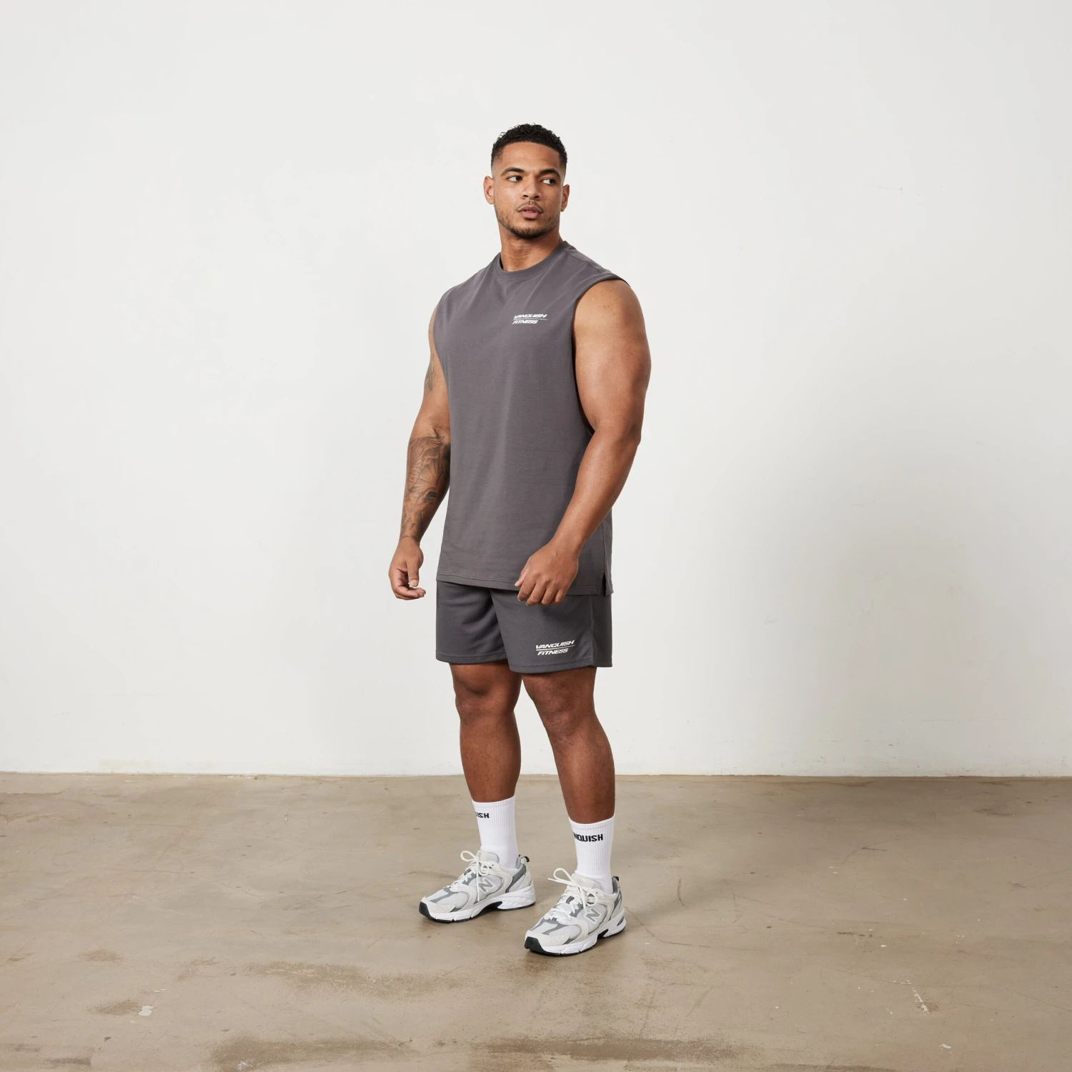 Vanquish Speed Charcoal Grey Oversized Sleeveless T Shirt 5 Vanquish Speed Charcoal Grey Oversized Sleeveless T Shirt - Image 5