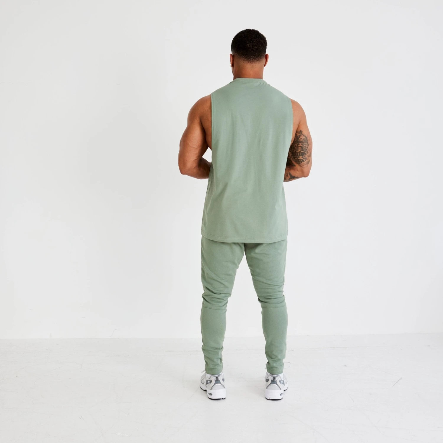 Vanquish Essential Green Oversized Sleeveless T Shirt 4 Vanquish Essential Green Oversized Sleeveless T Shirt - Image 4