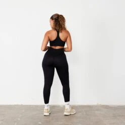 Vanquish Ribbed Seamless Black Racer Back Bra -Vanquish Fitness Sales vanquish ribbed seamless black racer back bra 930230